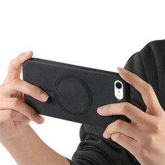 iphone-16e-case-protective-retro-magsafe-pu-black_4