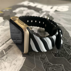 Two-color Twist Band for Apple Watch 49mm / 45mm / 44mm / 42mm - Black White