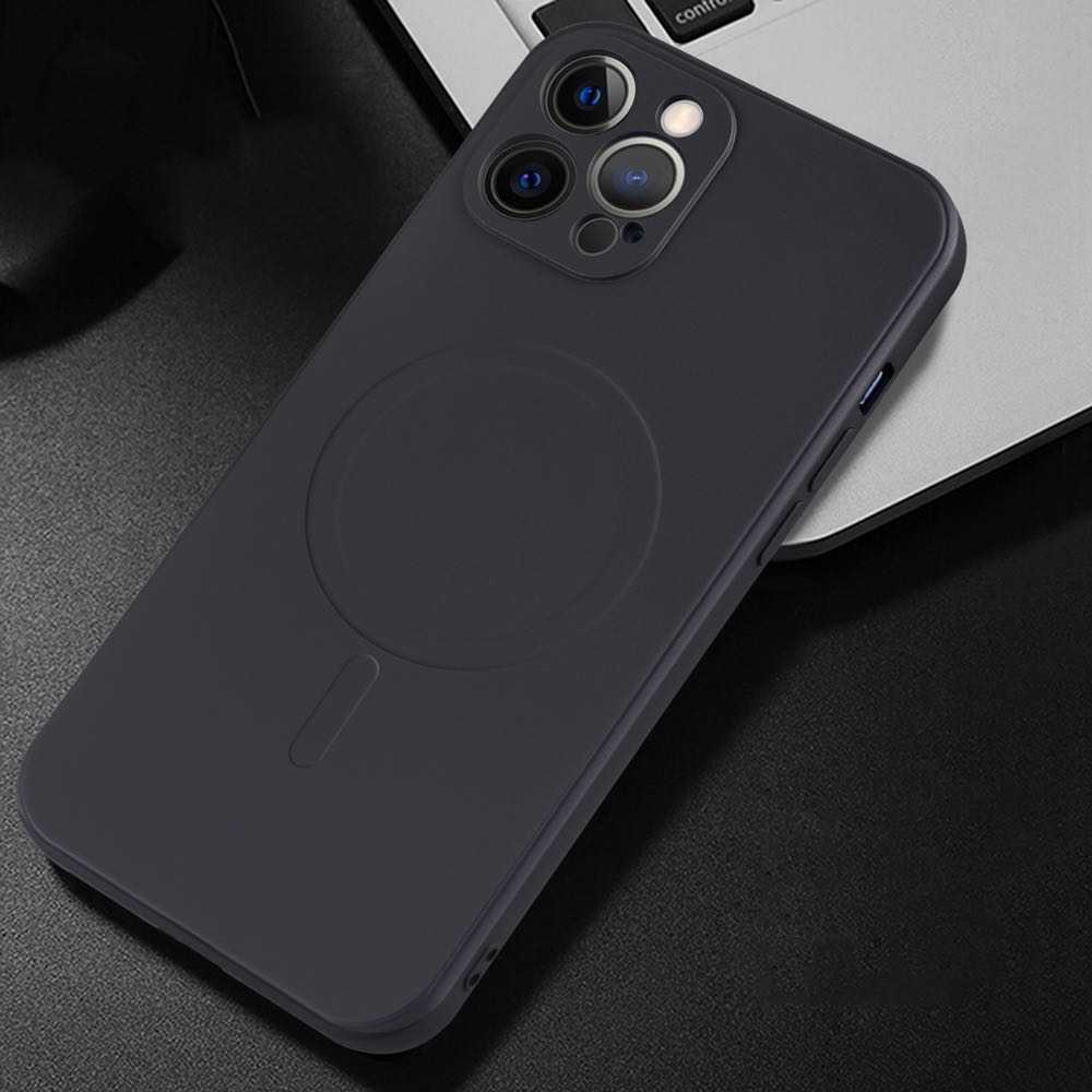 iPhone 13 Pro Case Liquid Silicone MagSafe Magnetic - Black